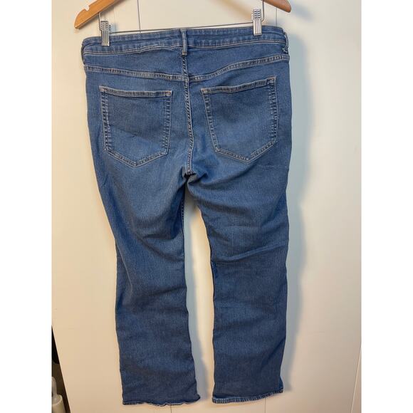 & Denim Low Waist Boot Cut Medium Blue Jeans Size 14 Pre-owned - Picture 2 of 9